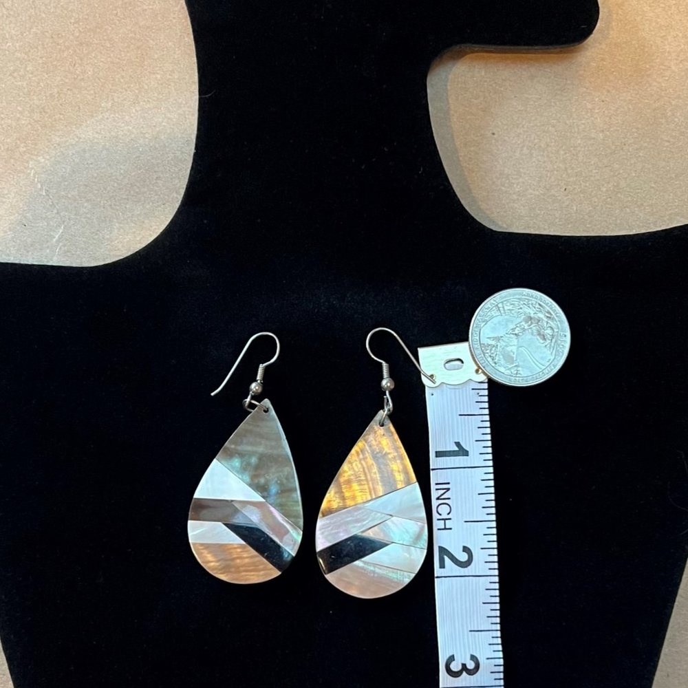 Dangle Teardrop Shell And Abalone Earrings - image 4